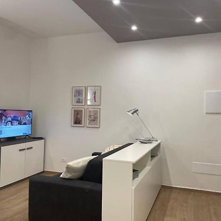 Camar 110 Apartment Специя Екстериор снимка