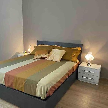 Camar 110 Apartment Специя Екстериор снимка